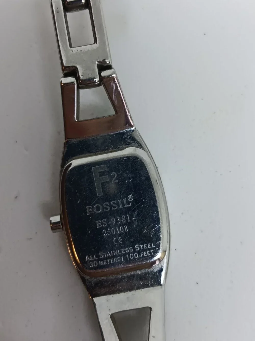 VINTAGE 2000s Fossil f2 ES-9381 Women's 17 x 25mm Stainless Steel Tonneau Watch